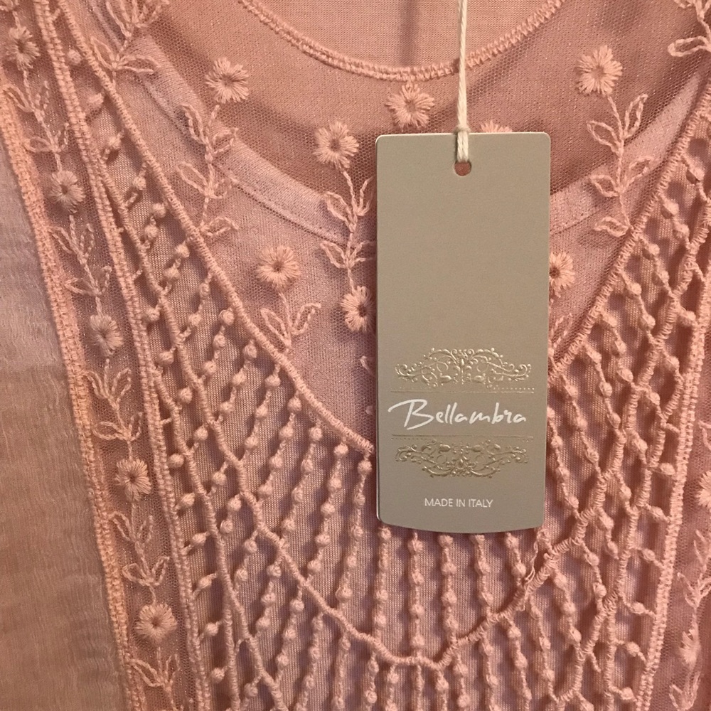 Bellambra pure silk blush top